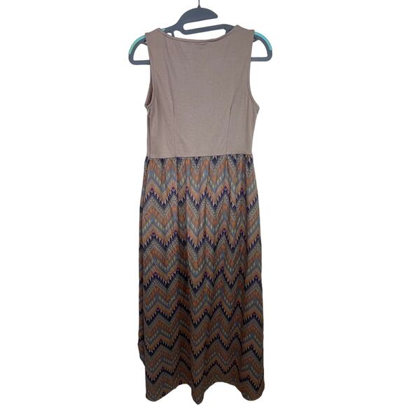 Women's Taupe and Purple Psychedelic Chevron Sleeveless Boho Dress - Picture 3 of 5